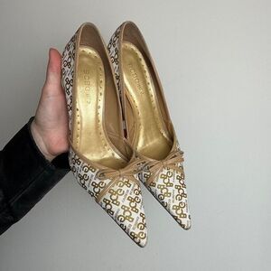 BCBG Vintage Y2K Tan and Gold Pointed Toe High Heels Made in Brazil